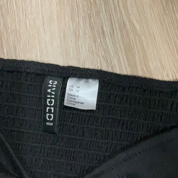 H&M Top - Picture 2 of 2